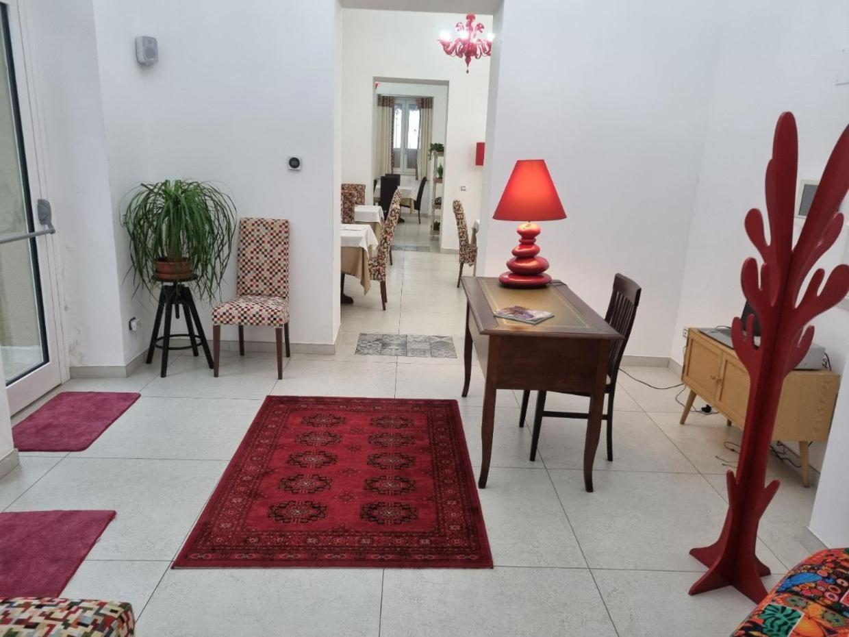 Stellaris Bed & Breakfast Siderno Ngoại thất bức ảnh